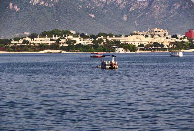 Golden Triangle Tour Udaipur